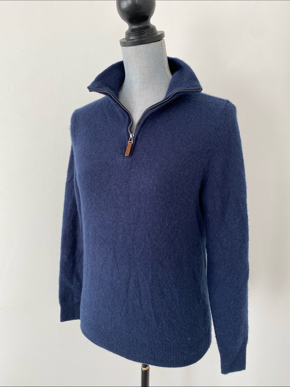Nordstrom Navy Cashmere Zip Mock Neck Sweater Slim Fit Sz L Minimal Chic Preppy